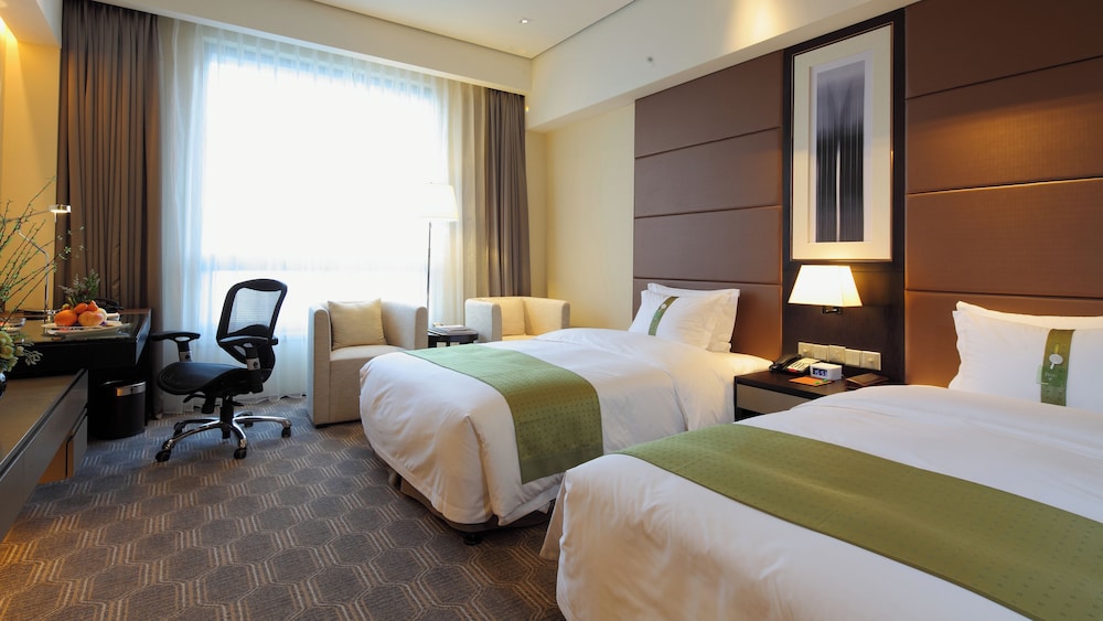 Standard Room, 2 Twin Beds - Photo 5
