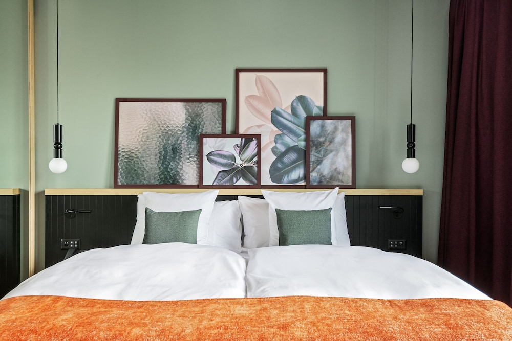 Superior Double Room (Twin or King) - Photo 3