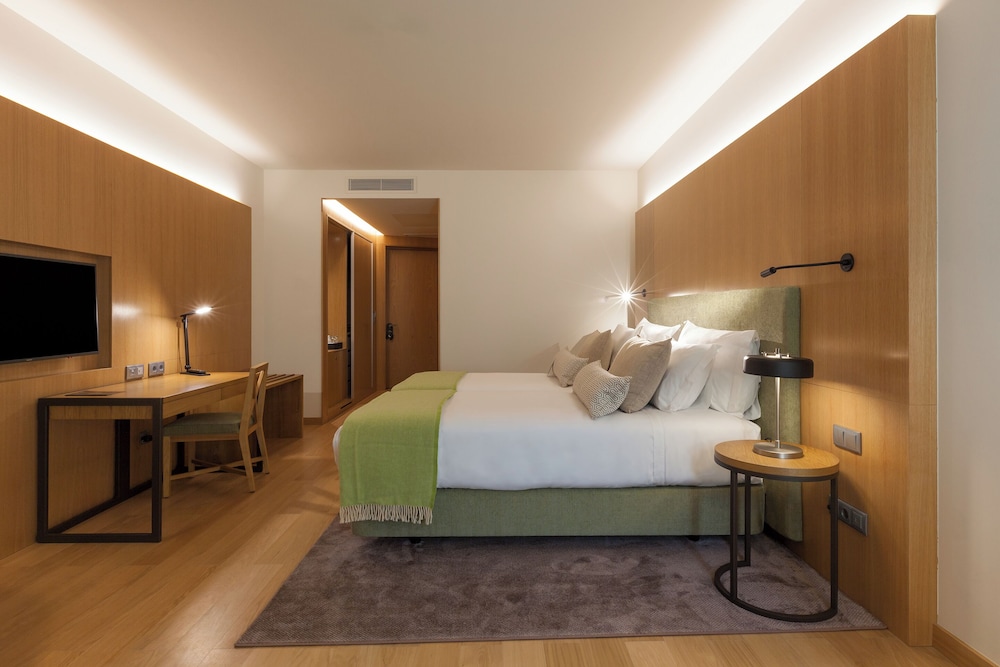 Classic Twin Room
