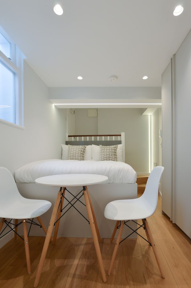 Lower ground floor Single Studio photo 1