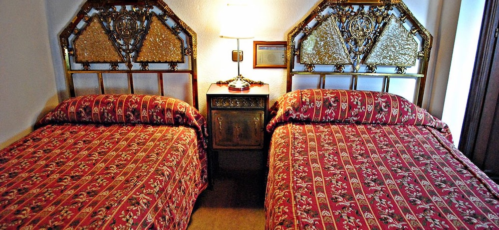 Basic Room, 4 Bedrooms