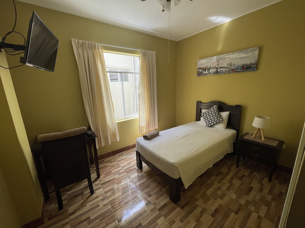 Single Room photo 1