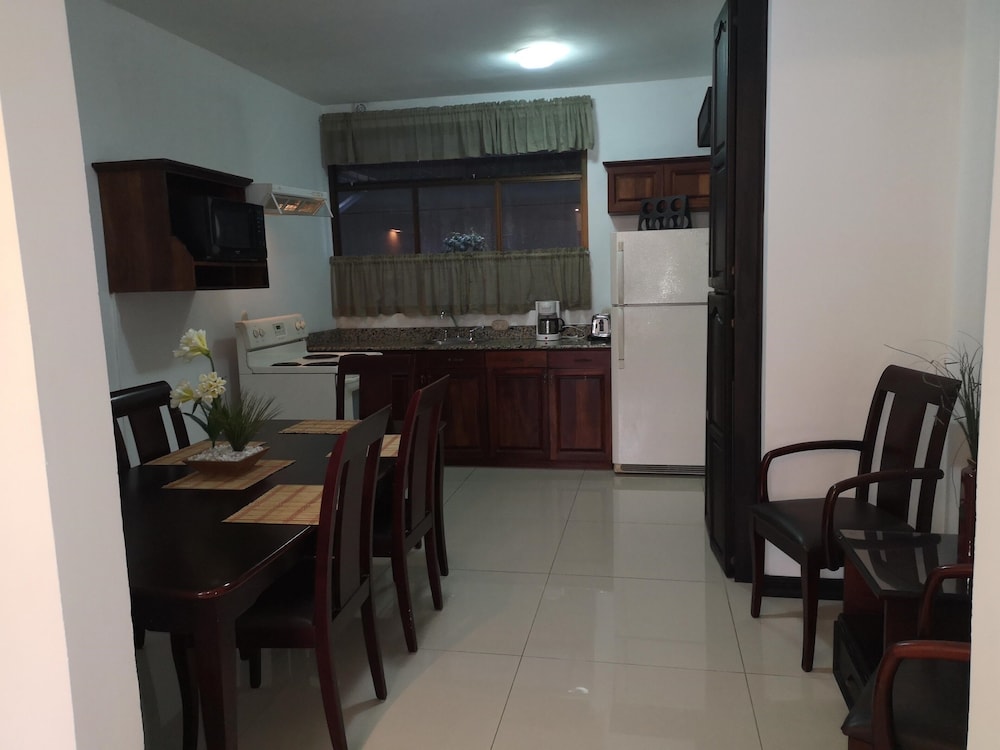 Family Apartment - Photo 5