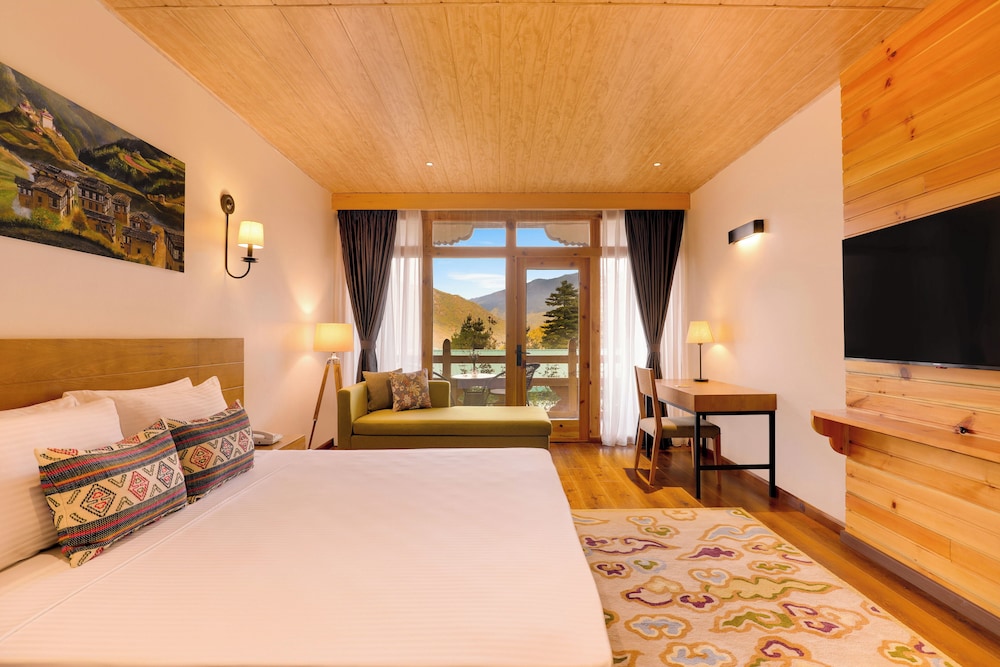 Deluxe King Room photo 3