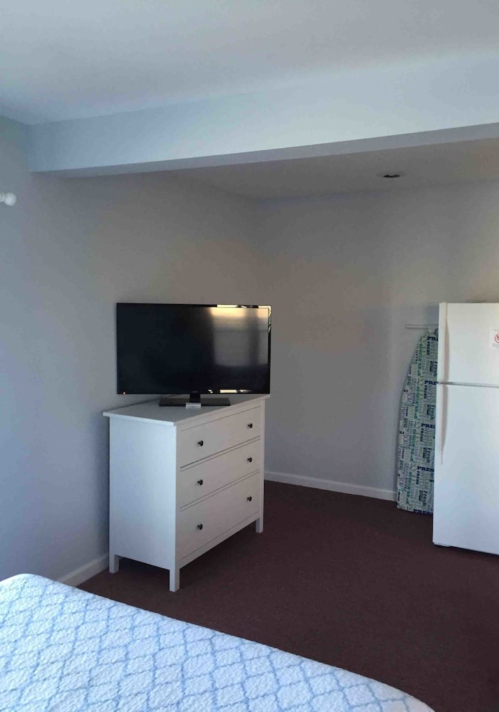 Room, 1 Queen Bed with Sofa bed, Non Smoking photo 2