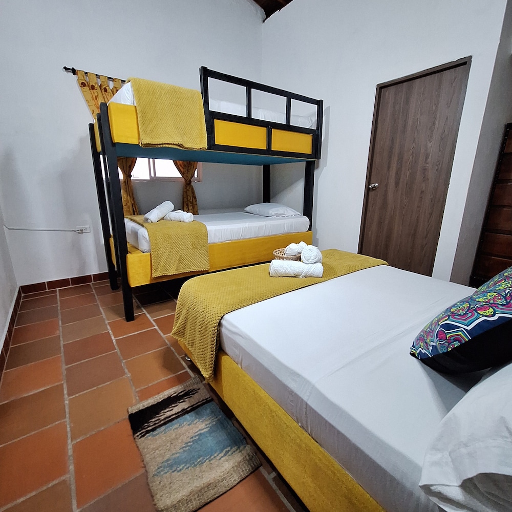 Deluxe Quadruple Room, Multiple Beds, Courtyard View photo 1