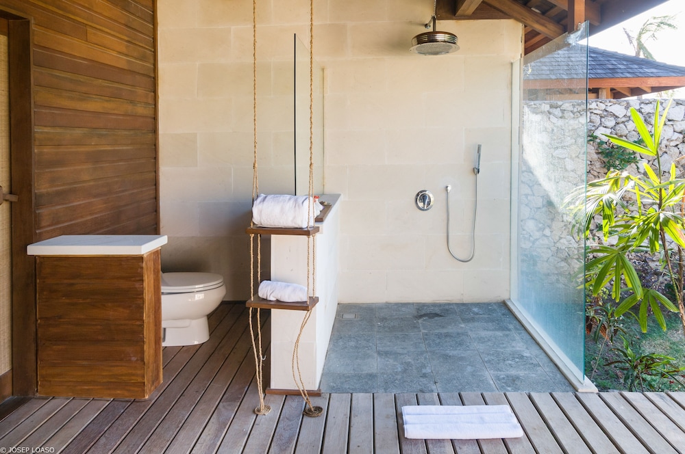 Bay View Suite - Photo 8