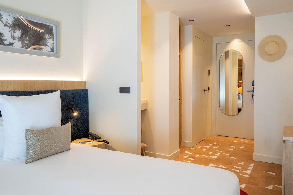 Superior Room, Balcony