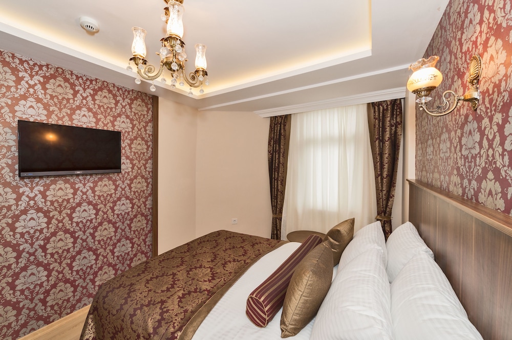 Deluxe Double Room Single Use photo 2