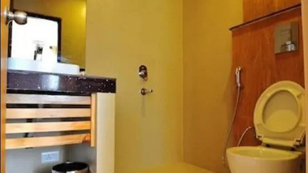 Standard Room photo 2