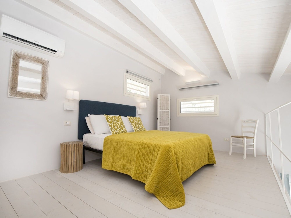 House - Photo 1