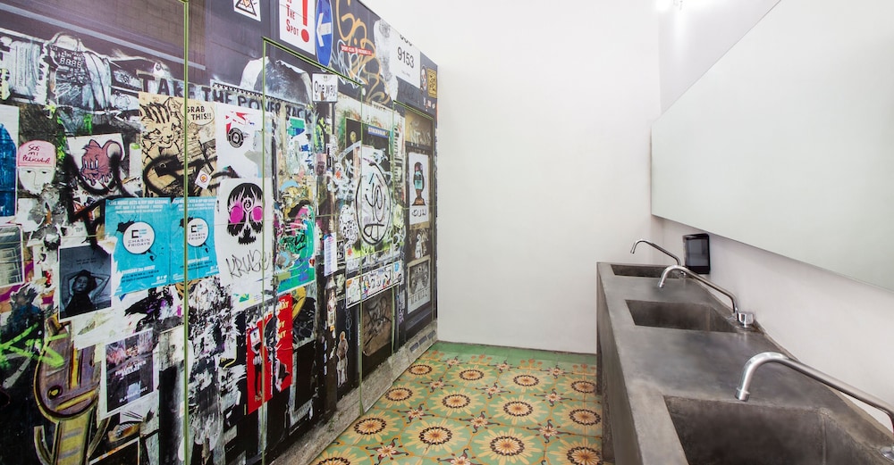 Basic Shared Dormitory, Mixed Dorm, Shared Bathroom (20 beds) photo 2