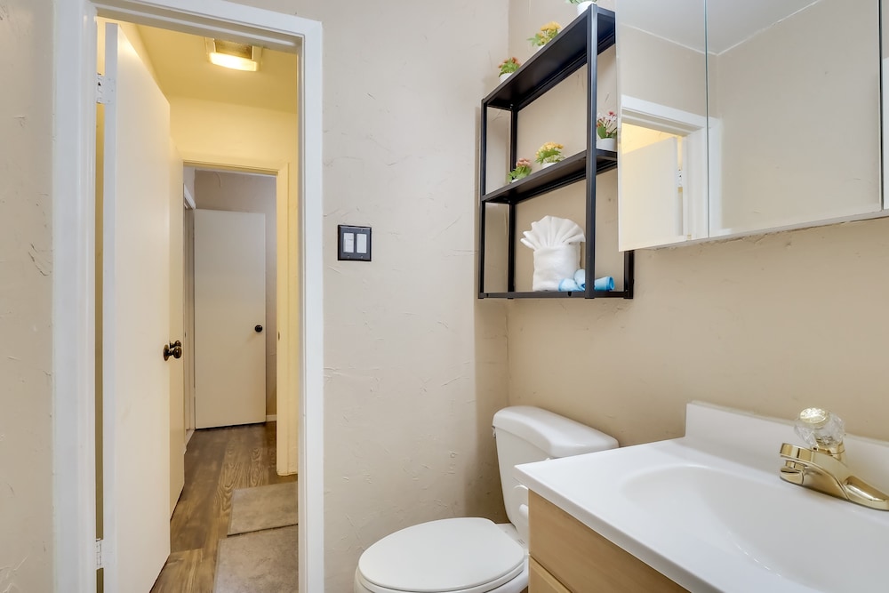 House (2 Bedrooms) photo 3