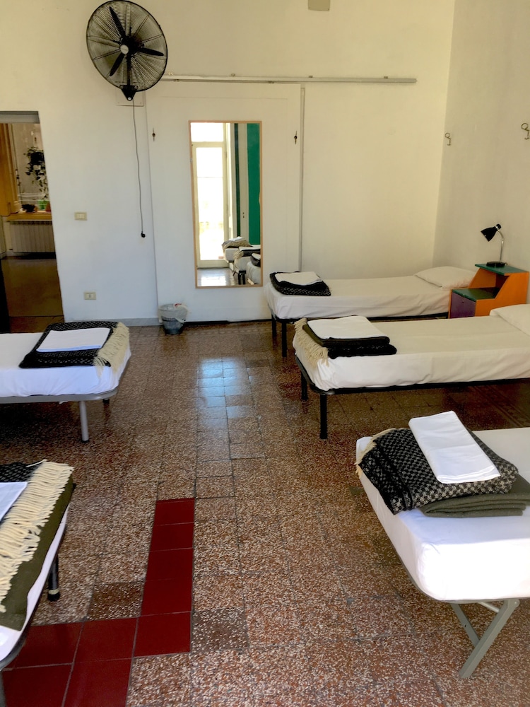 Classic Shared Dormitory, 1 Twin Bed