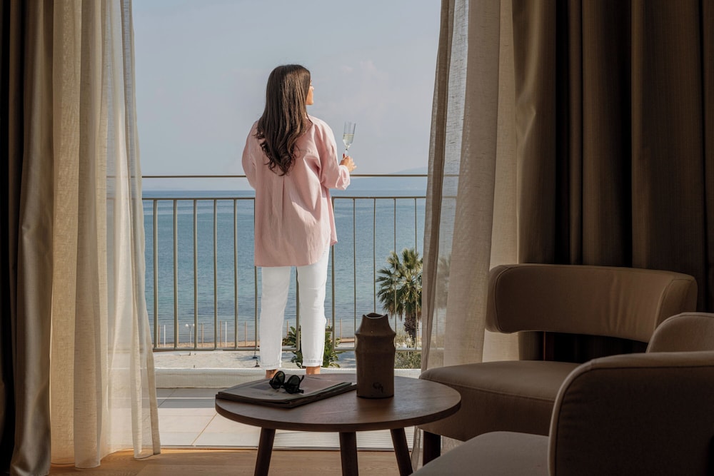 King Suite, Sea View - Photo 5