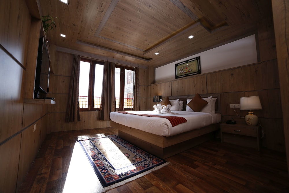 Executive Suite photo 3