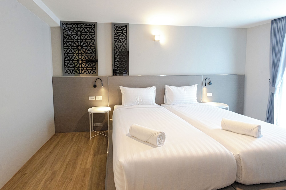 Superior Twin Room - Photo 3