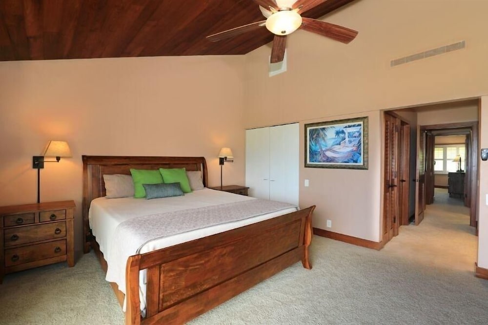 Condo, 2 Bedrooms