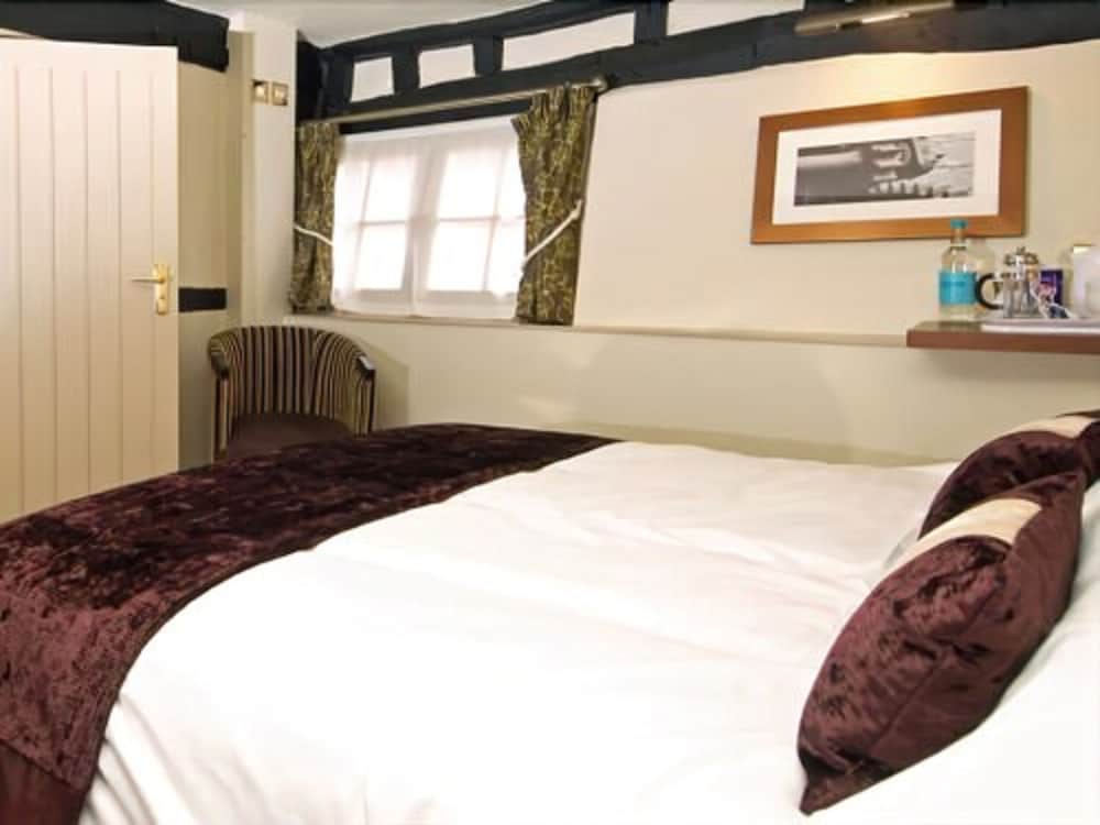 Standard Twin Room - Photo 2