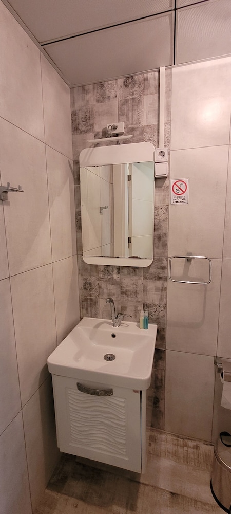 Standard Single Room photo 3
