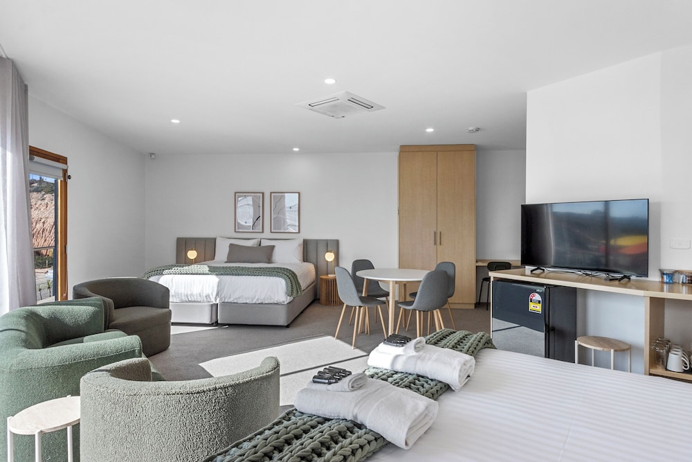 Family Double or Twin Room, Partial Ocean View photo 3