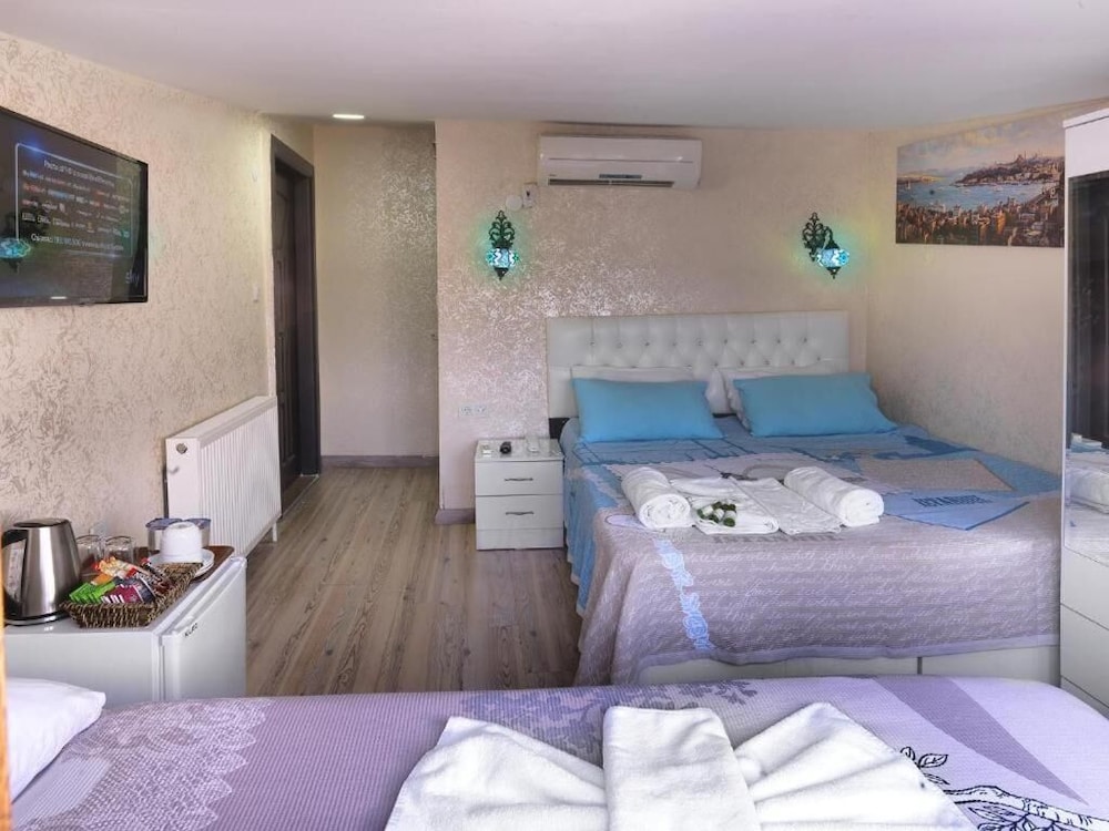 Standard Twin Room photo 2