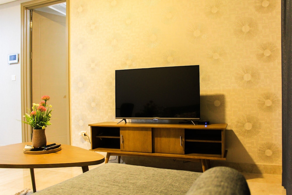 Room - Photo 10