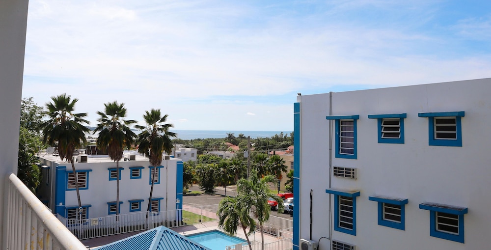Deluxe Room, Balcony photo 2