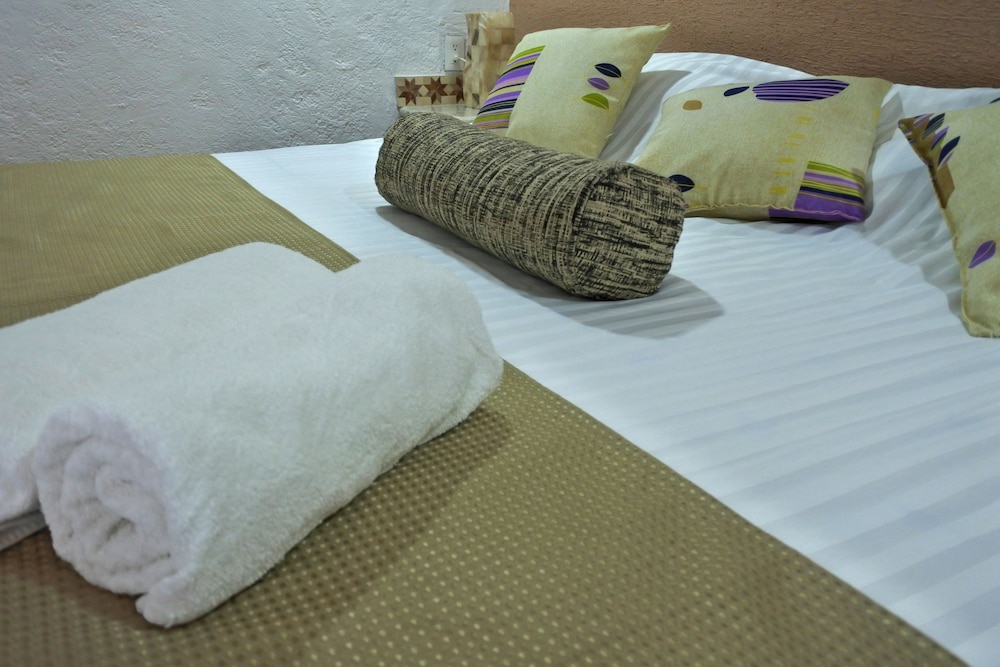 Junior Suite, Accessible, Garden View photo 3