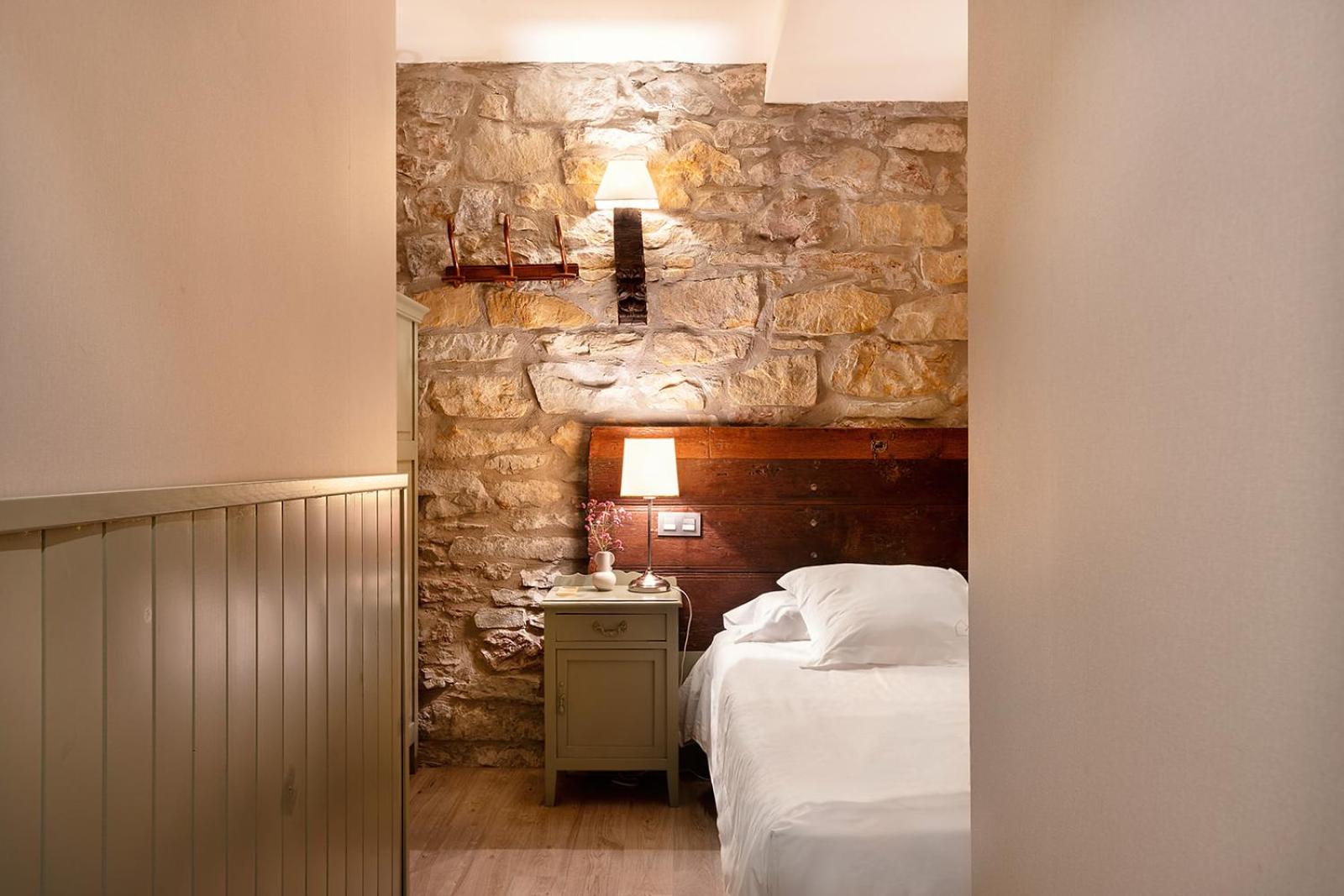 Single Room - Interior