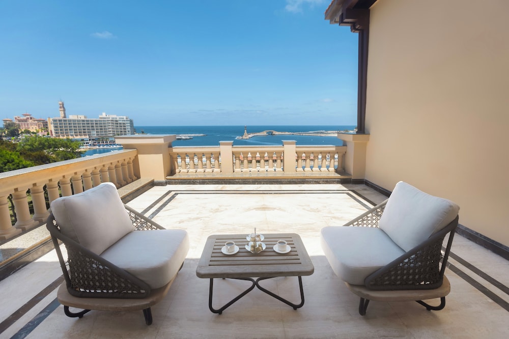 King Fouad Superior Suite Sea View thumbnail 5