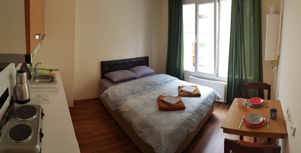 Standard Studio (312) photo 2