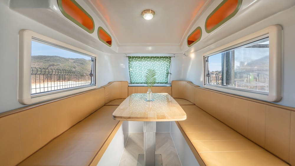 Basic Room, 1 Bedroom (Gamseong Caravan 08) photo 3