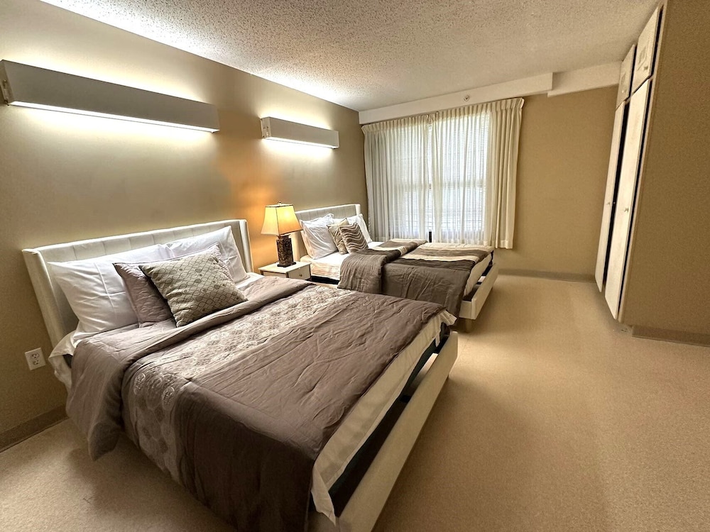 Suite, 2 Bedrooms, 3 Double Beds