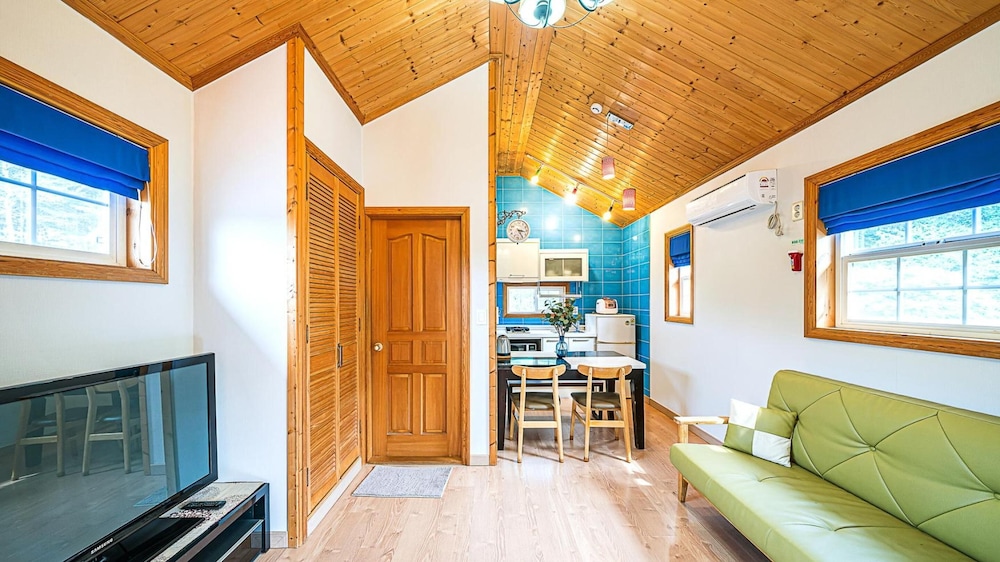 Basic Room, 1 Bedroom (Sweetroom) - Photo 11