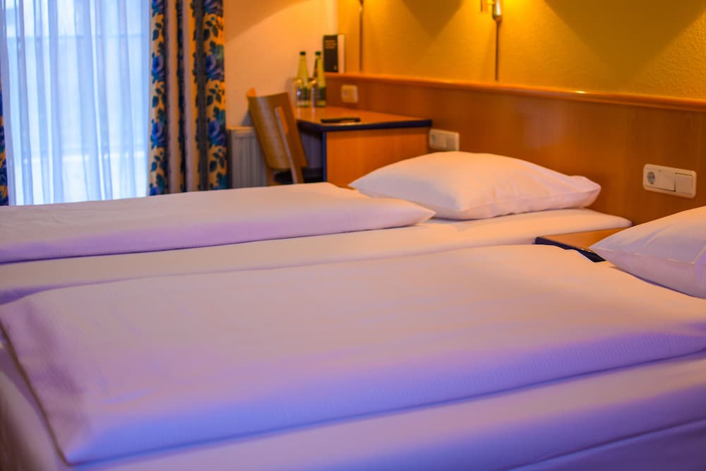 Comfort Twin Room photo 3
