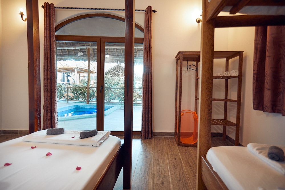 Family Bungalow, Multiple Beds, Private Pool, Pool View