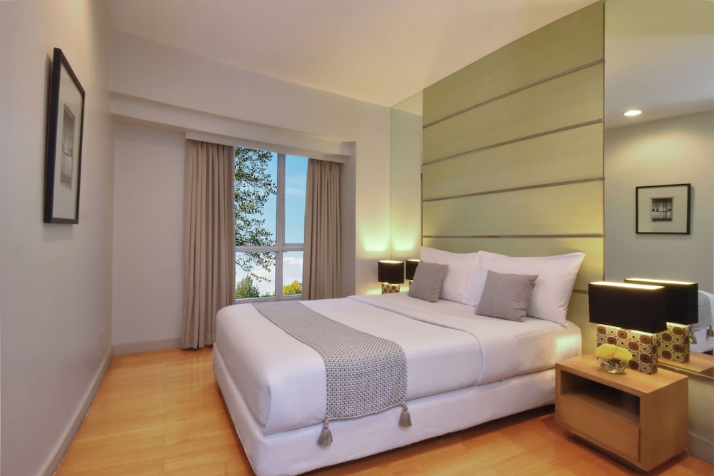 Executive Apartment, 2 Bedrooms - Photo 3