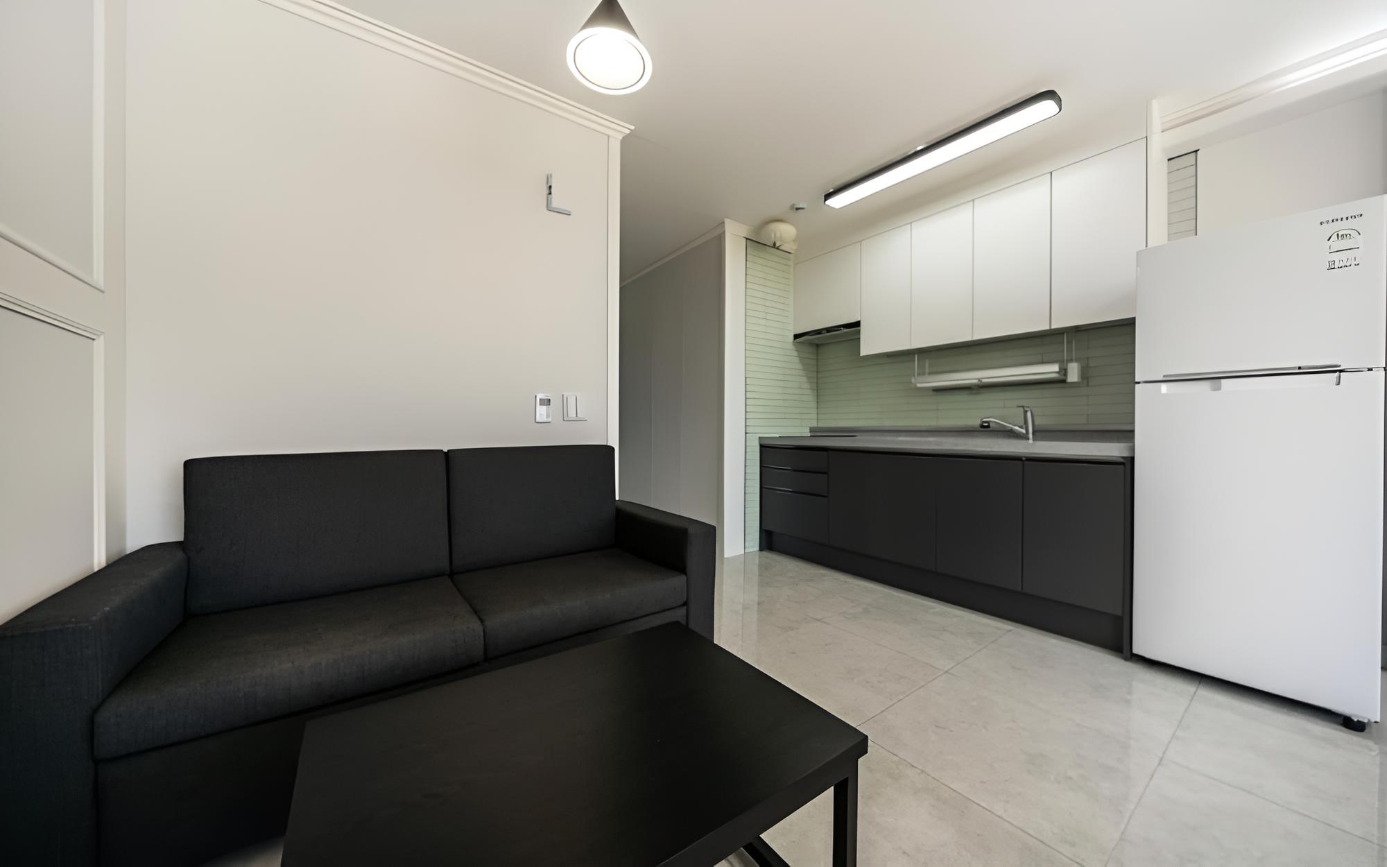Room (Room 303 (Ocean View)) - Photo 4