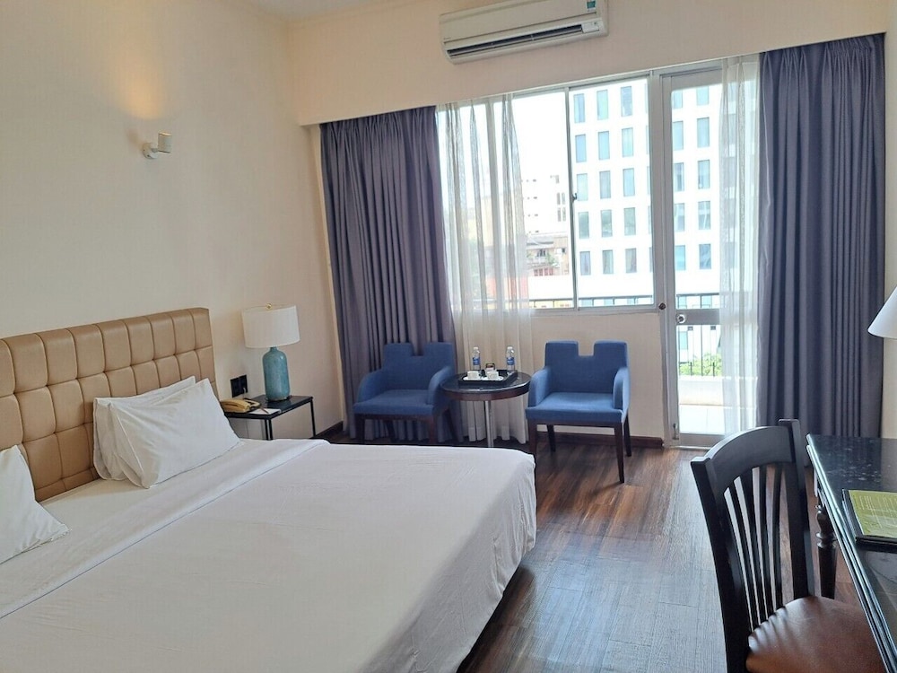 Premier Room, 1 Double or 2 Twin Beds, Balcony photo 2