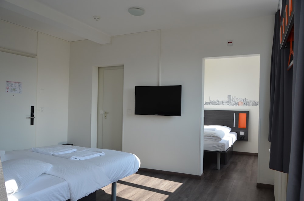 Delta City Hotels - Self check-in — photo 41