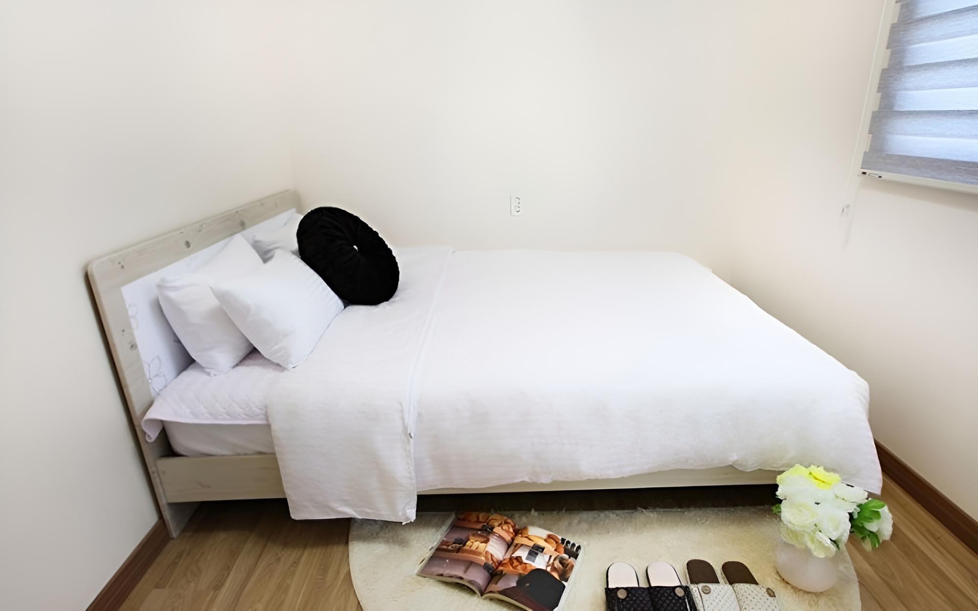 Room (Landscape) - Photo 4