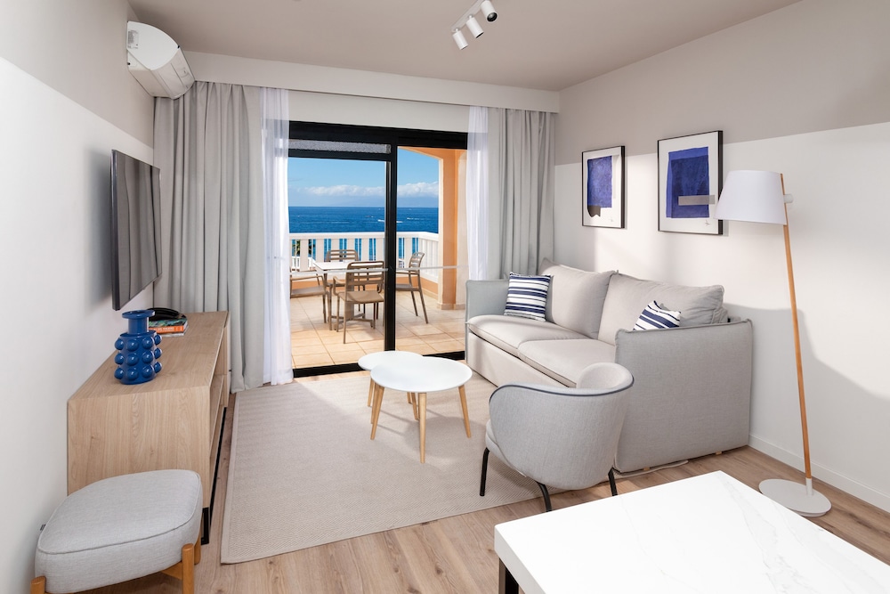 Xtra Sol Suite Sea View - Photo 1