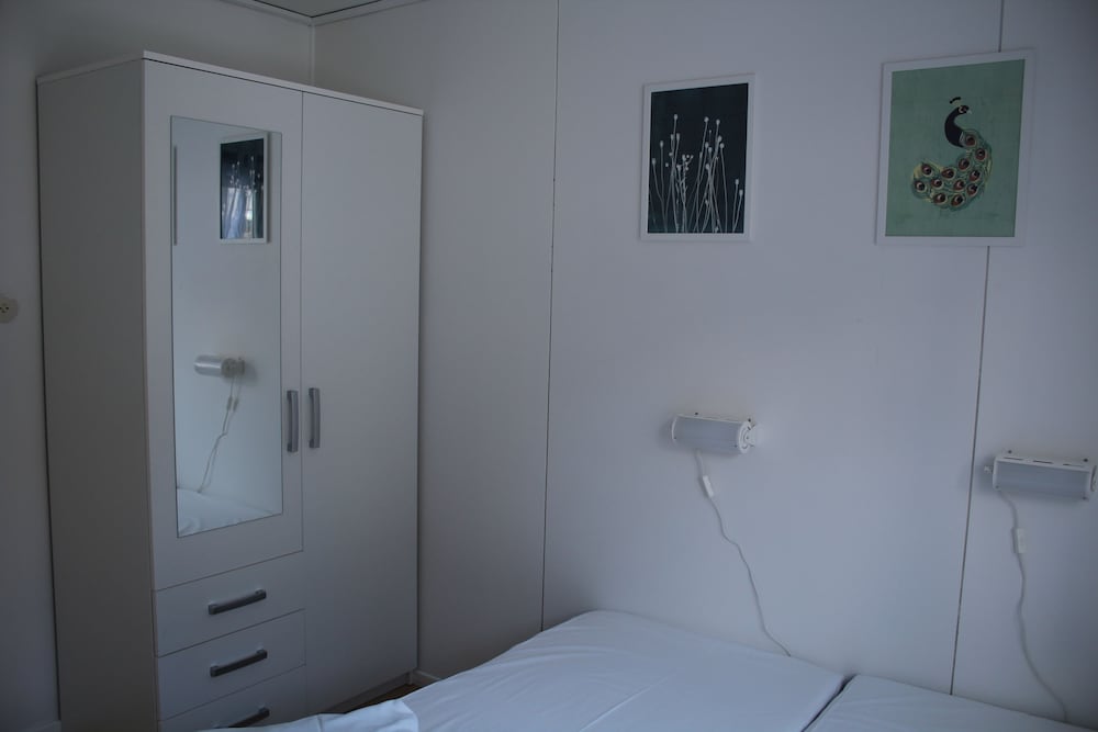 Basic Twin Room photo 3