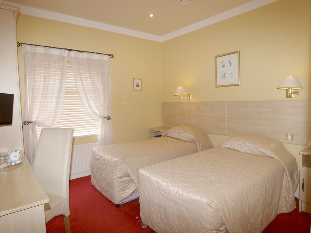 Classic Twin Room (Breakfast included)