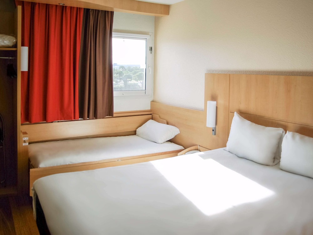 Standard Room, 2 Twin Beds