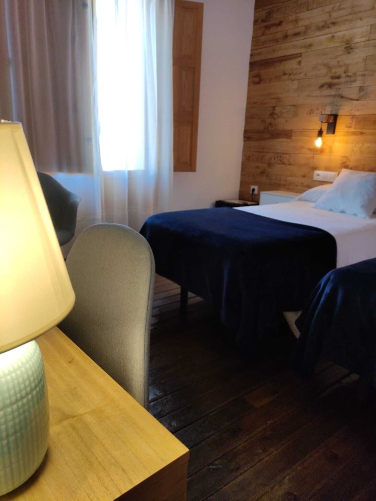Twin Room, 2 Twin Beds, Balcony