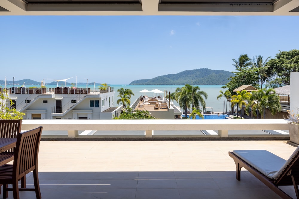 Two Bedroom Apartment, Ocean View - Photo 1