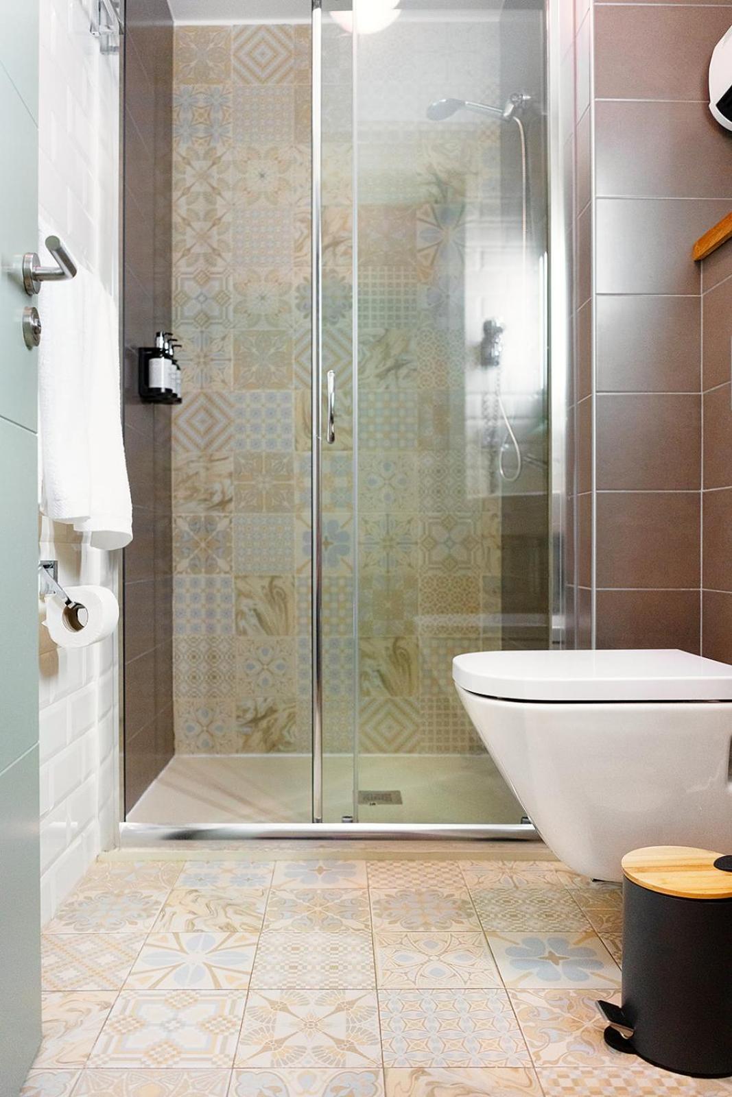 Superior Double or Twin Room - Photo 9