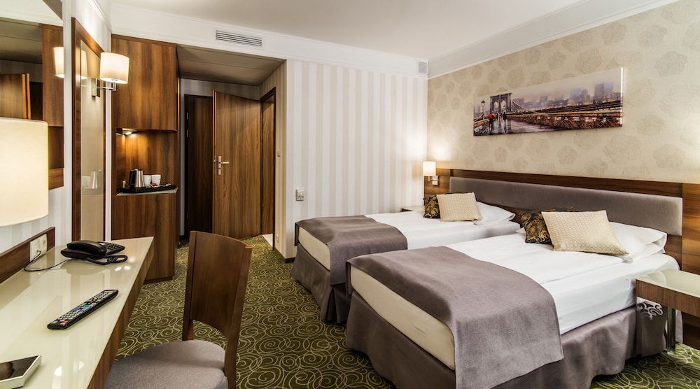 Superior Double Room, 2 Twin Beds photo 1